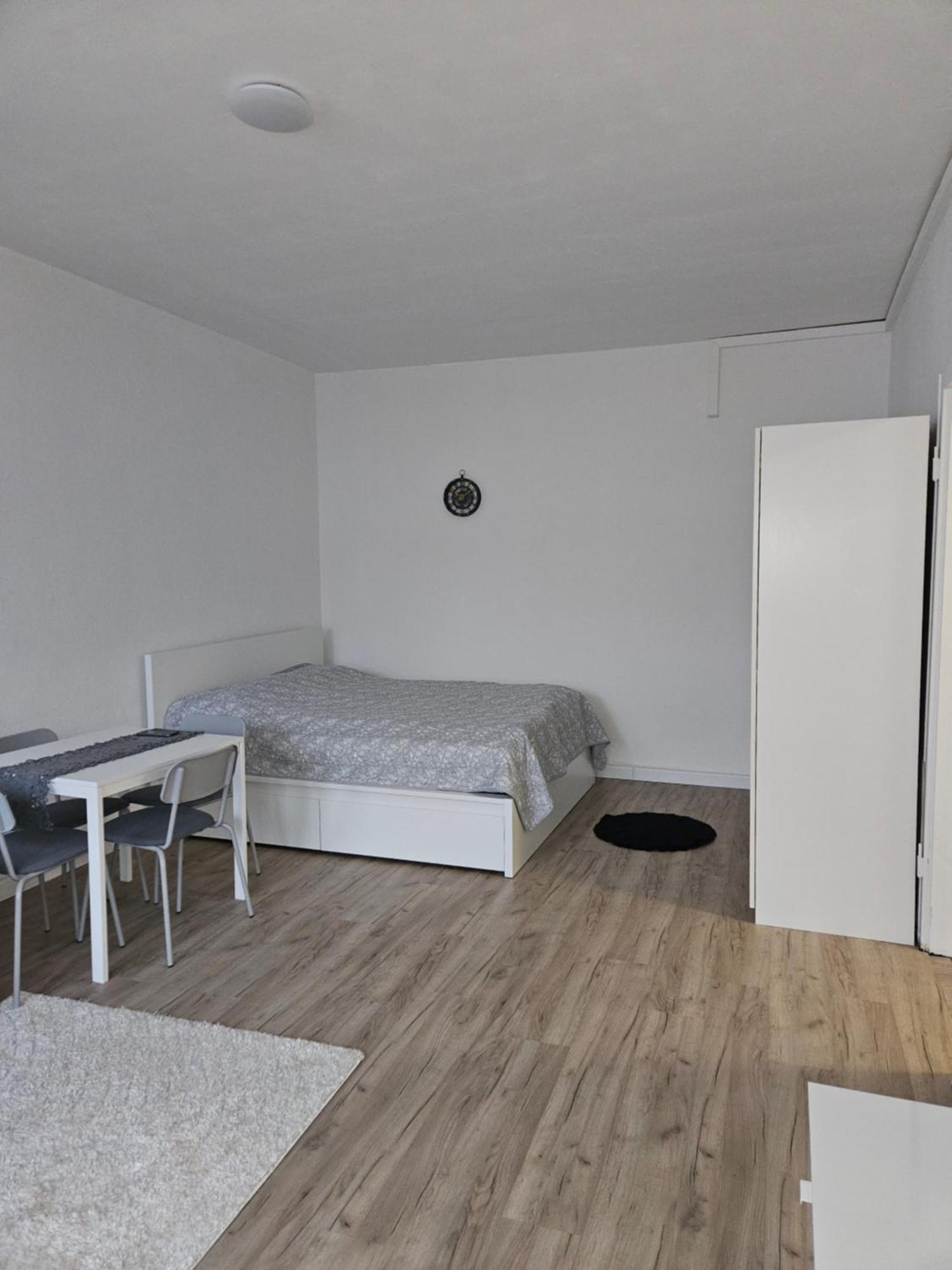Eine Schoene Kleine Wohnung Mitten Im Zentrum Von Dortmund !!! Exterior photo